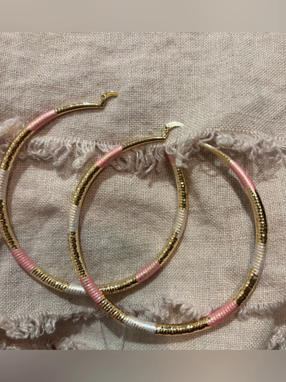 14k Gold Plated Pink and White Wrapped Hoop Earrings NWOT